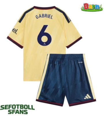 Arsenal Gabriel Magalhaes #6 Tredjeställ Barn 2026-27 Kortärmad (+ Korta byxor)
